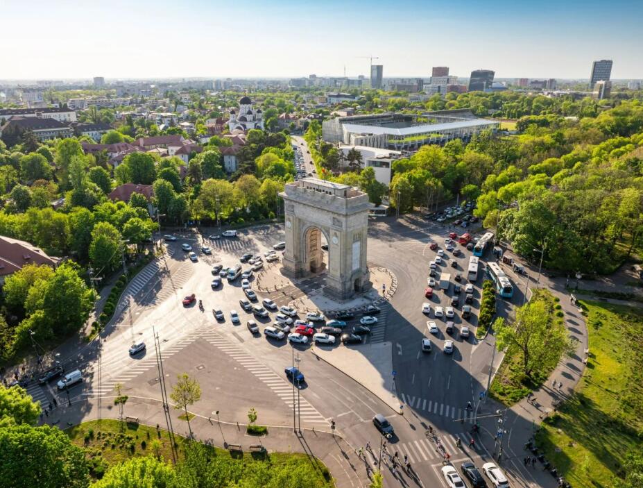 ANALIZĂ: 70% dintre locuințele noi din Capitală au fost construite în ultimii cinci ani în doar trei sectoare. Prețurile au urcat cu până la 40% în cartierele care au devenit “vârfuri de lance” ale dezvoltării rezidențiale.