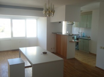 de inchiriat apartament 4 camere #3796 - BLISS Imobiliare