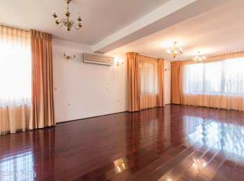 de inchiriat casa 5 camere #5023 - BLISS Imobiliare