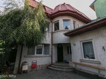 de inchiriat casa 5 camere #9600 - BLISS Imobiliare