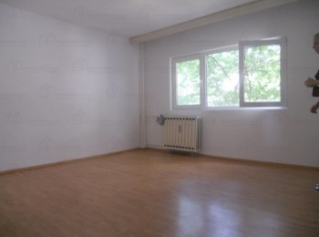 de inchiriat apartament 3 camere #24642 - BLISS Imobiliare
