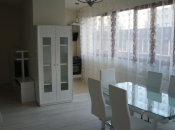 de inchiriat apartament 3 camere #30373 - BLISS Imobiliare