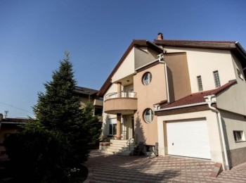 de inchiriat vila 8 camere #31603 - BLISS Imobiliare