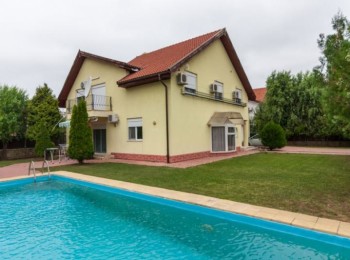 for rent 5 bedroom villa #32533 - BLISS Imobiliare