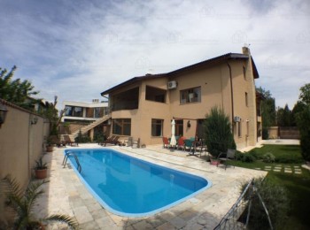 de inchiriat vila 8 camere #37469 - BLISS Imobiliare