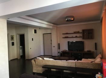 de inchiriat apartament 3 camere #42300 - BLISS Imobiliare