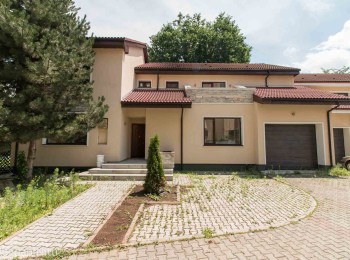 for rent 5 bedroom villa #44284 - BLISS Imobiliare