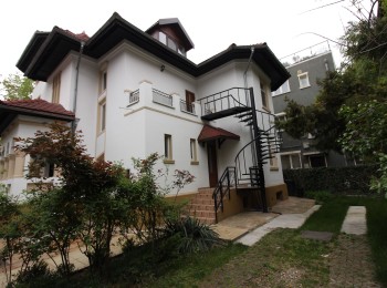 de inchiriat vila 11 camere #67453 - BLISS Imobiliare