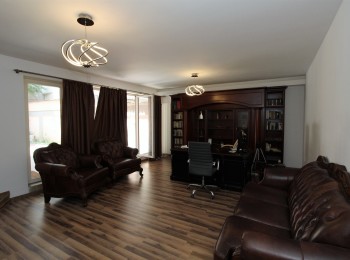  8 rooms villa #67104 - BLISS Imobiliare