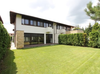 for rent 4 bedroom villa #37139 - BLISS Imobiliare