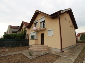  3 bedroom house #32071 - BLISS Imobiliare