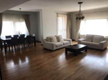 de inchiriat apartament 4 camere #76388 - BLISS Imobiliare