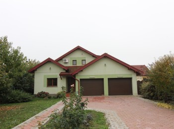 for rent 4 bedroom villa #76255 - BLISS Imobiliare