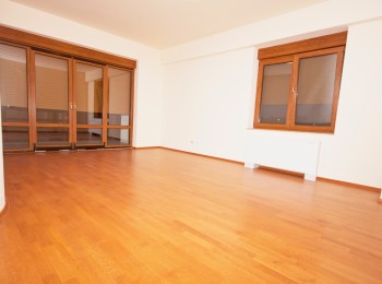 de inchiriat apartament 3 camere #15003 - BLISS Imobiliare