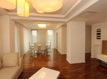 de inchiriat apartament 3 camere #29730 - BLISS Imobiliare