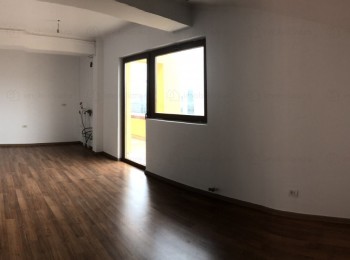de vanzare apartament 4 camere #94527 - BLISS Imobiliare