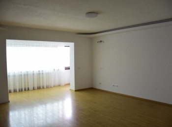 de inchiriat apartament 4 camere #96000 - BLISS Imobiliare