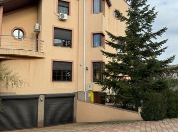 de inchiriat vila 12 camere #121857 - BLISS Imobiliare