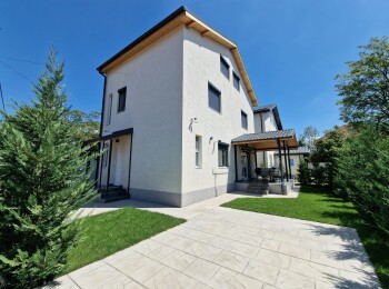 for rent 3 bedroom villa #89246 - BLISS Imobiliare