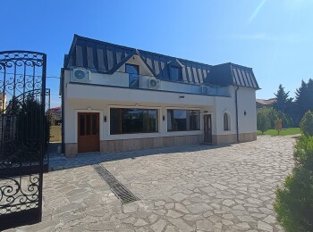 for rent 3 bedroom house #84994 - BLISS Imobiliare