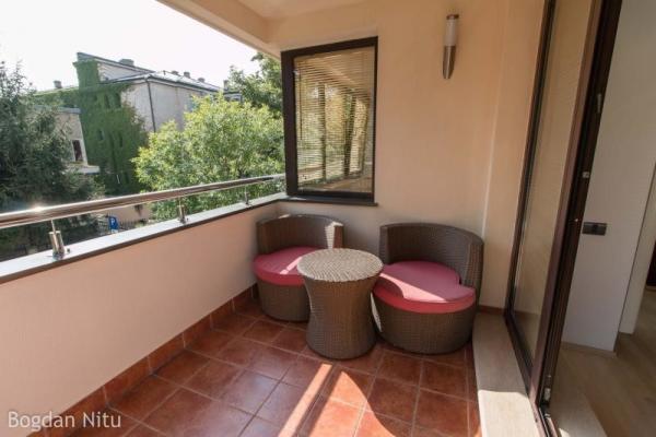 To rent Expat client looking for a very modern 2 bedrooms apratment