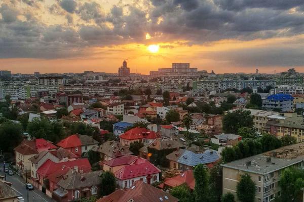 De cumpărat Client strain cauta o casa în zona centrală a Bucureștiului.